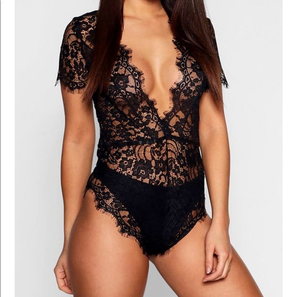 Boohoo Tops - Black bodysuit